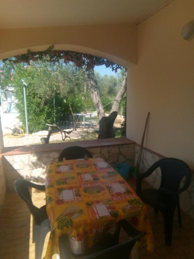 Villa Oleandro Ciccino Vieste Bagian luar foto